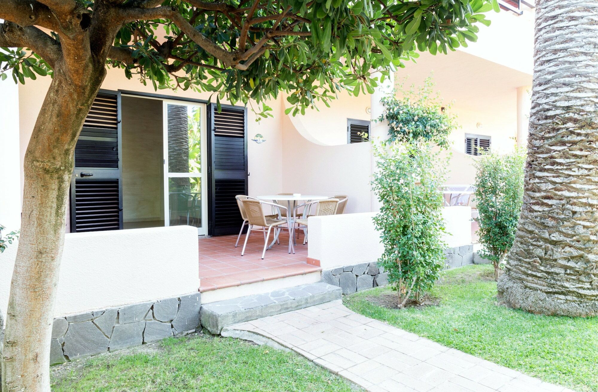 Hotel Villaggio Cala Di Volpe Capo Vaticano Buitenkant foto